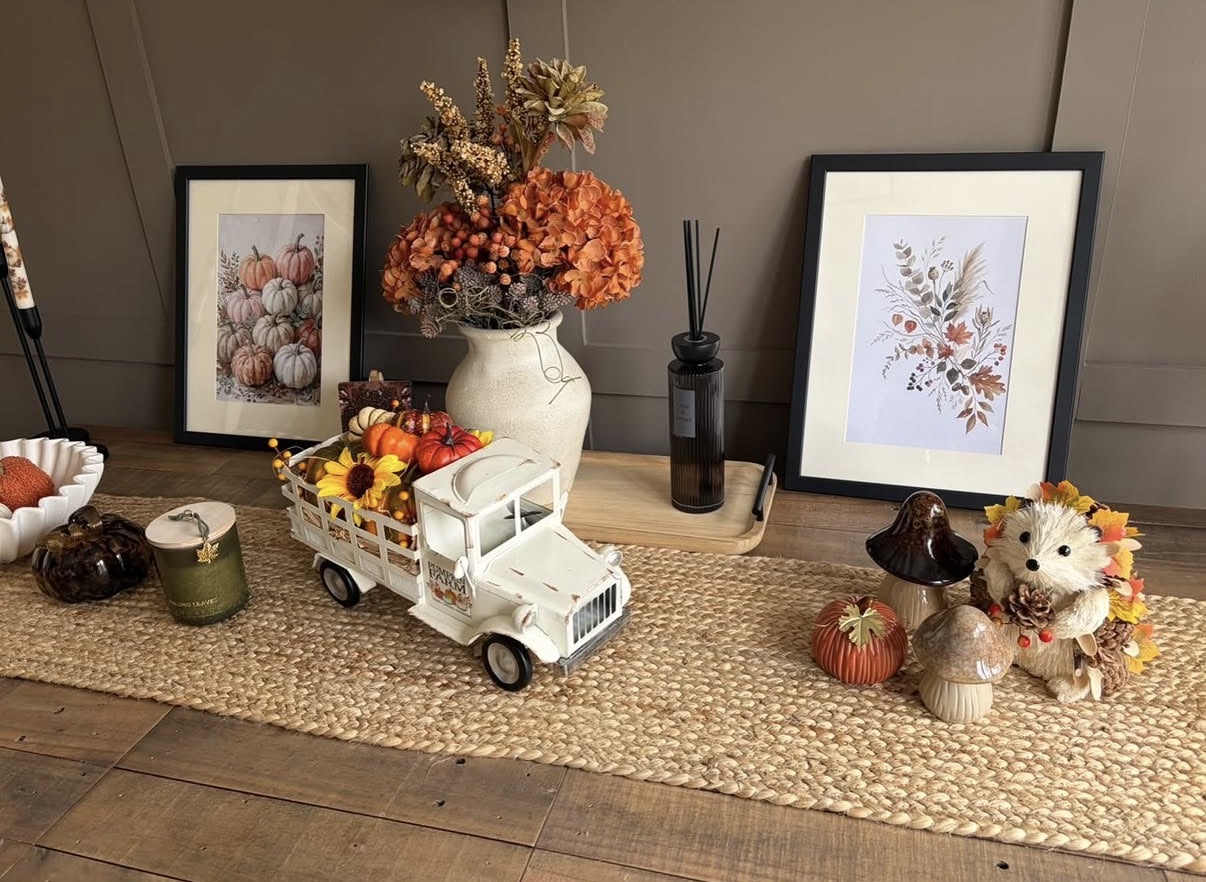 Autumn Pumpkin Stack Wall Art Rustic Oil Pop Harvest Print Seasonal Botanical Decor